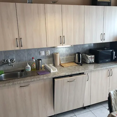 Karol Quarto em Acomodações Particulares Male Chlievany