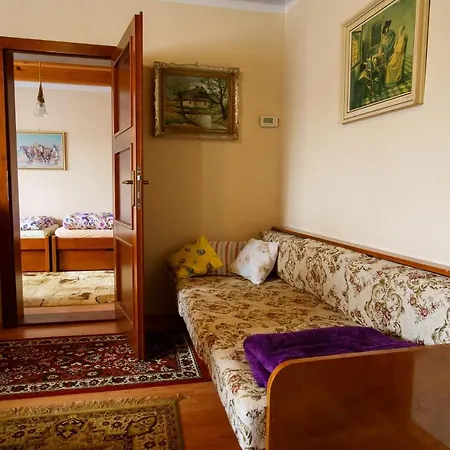 Karol Homestay Male Chlievany