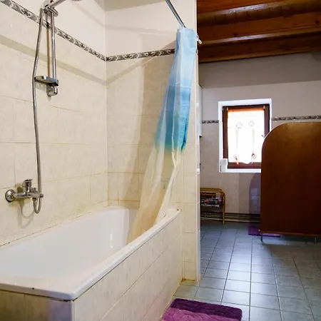 Karol * Male Chlievany