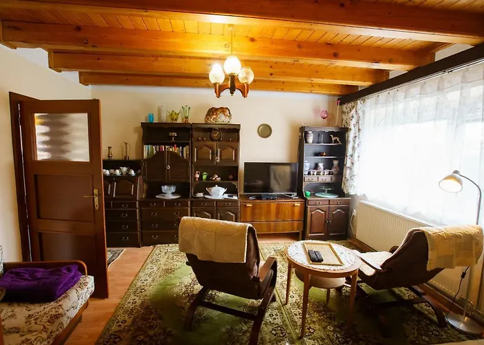 Karol Male Chlievany